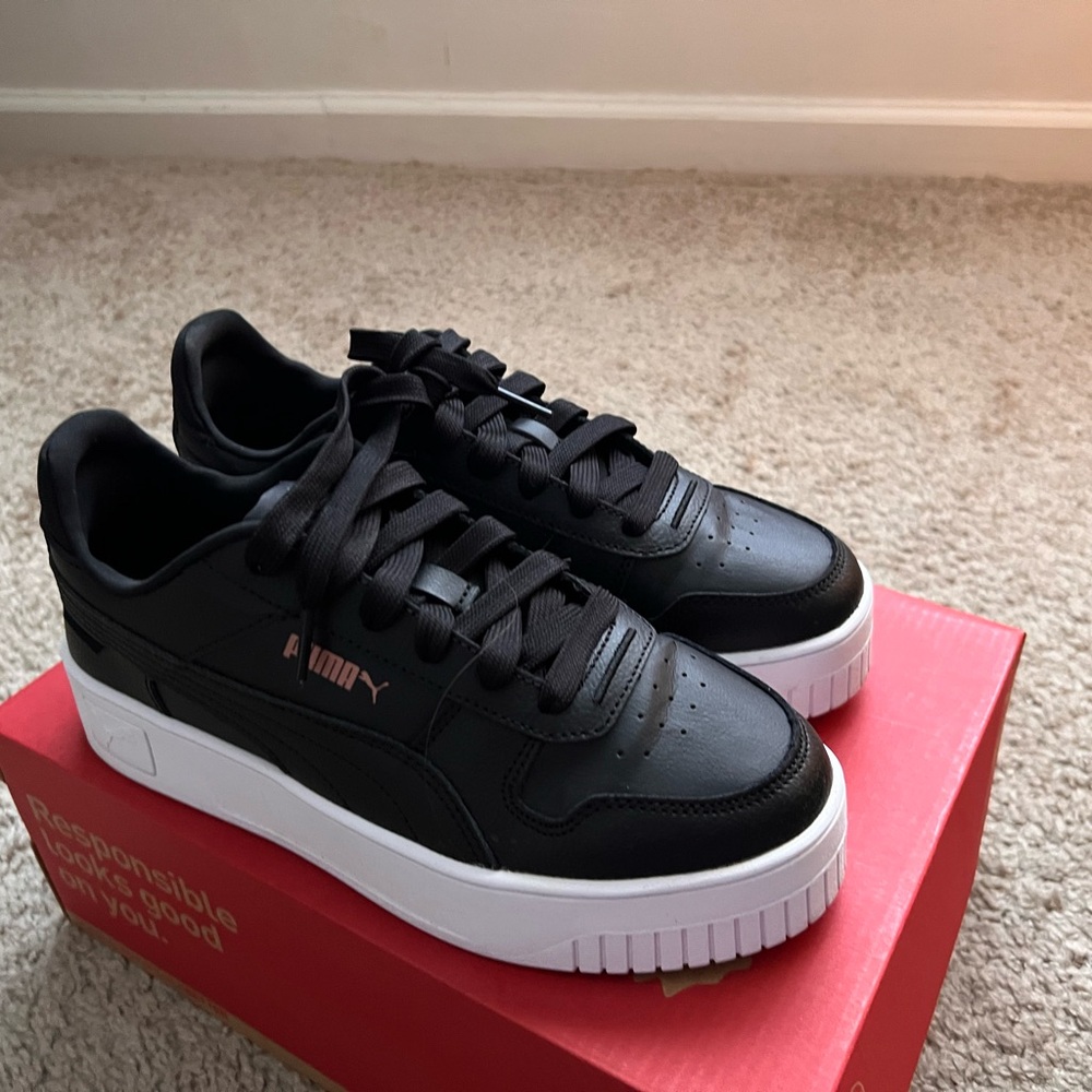 Puma Black and White Casual Sneaker